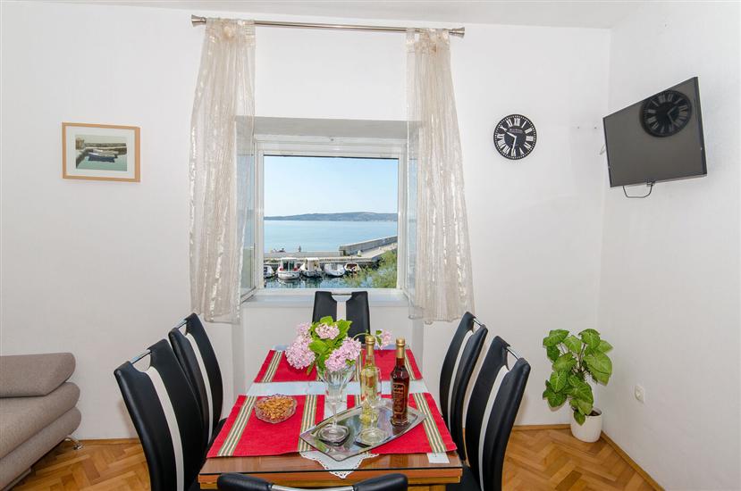 House K1, for 8 persons