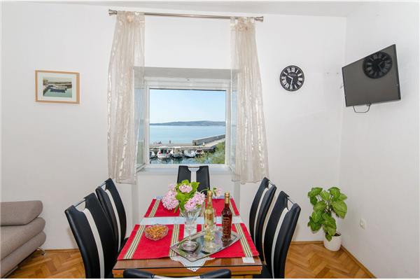 House K1, for 8 persons