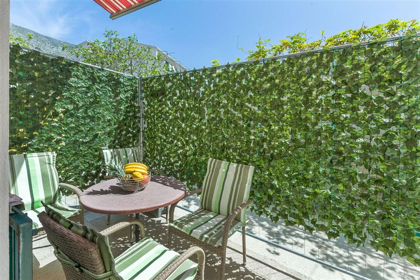 Apartment A2, for 6 persons