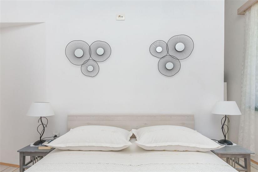 Apartment A2, for 6 persons