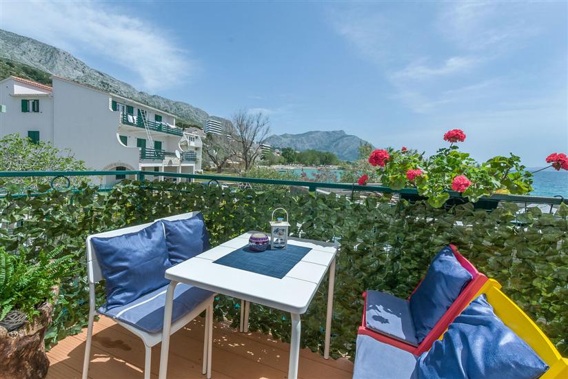 Apartment A2, for 6 persons