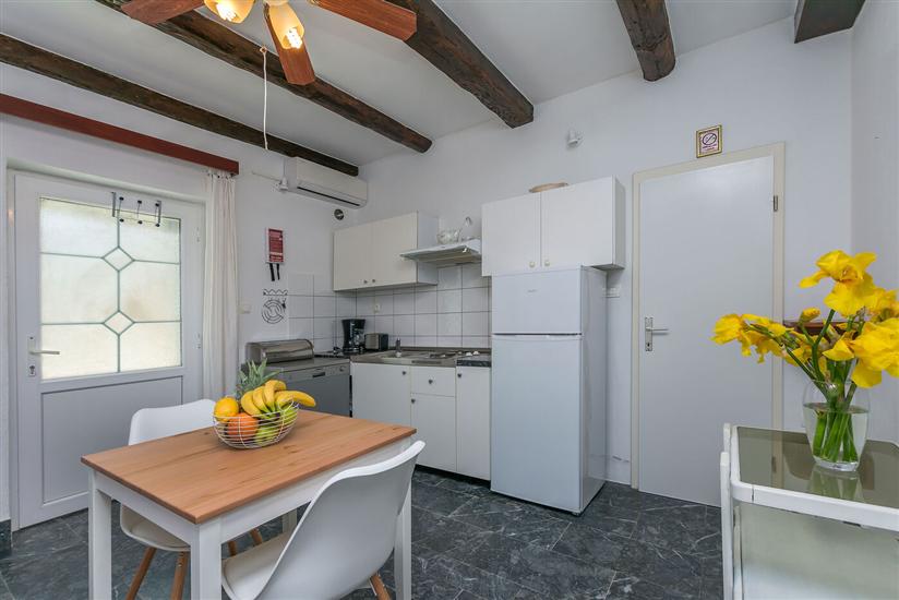 Apartment A1, for 3 persons