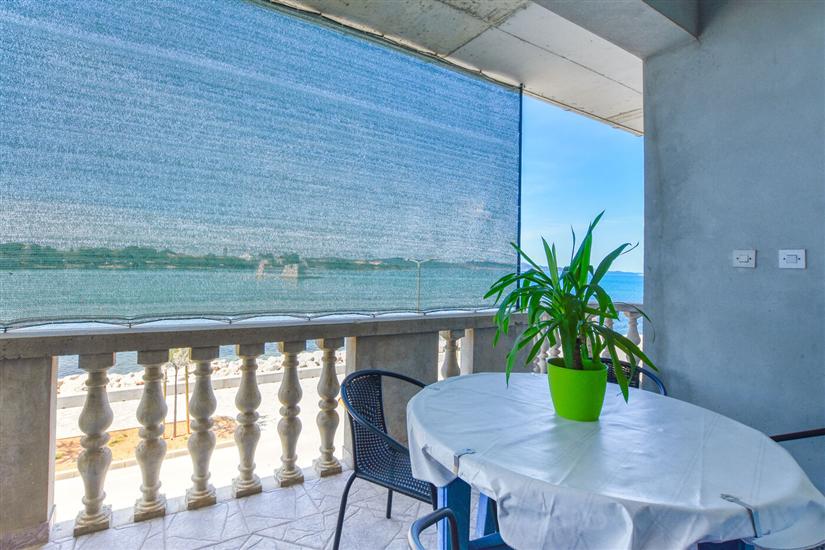 Apartment A1, for 4 persons