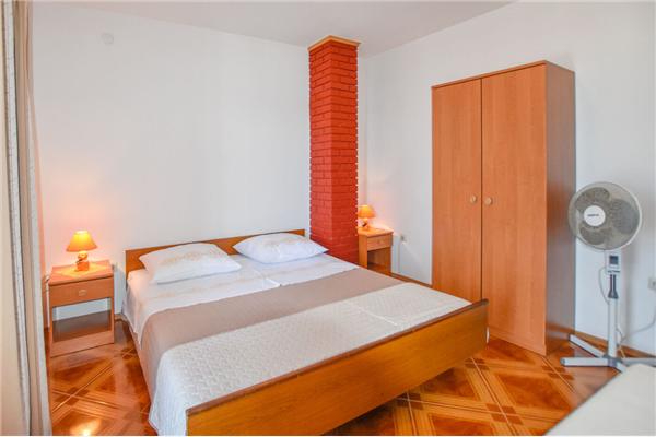 Apartment A1, for 4 persons