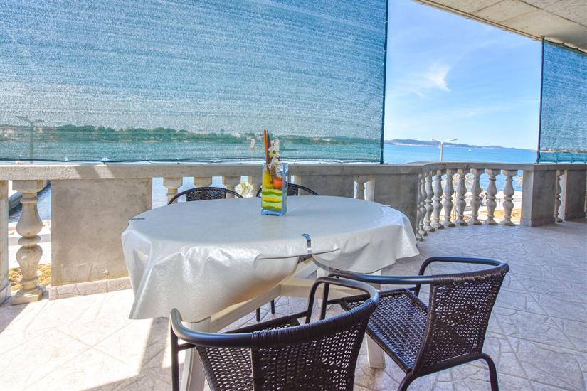 Apartment A2, for 4 persons