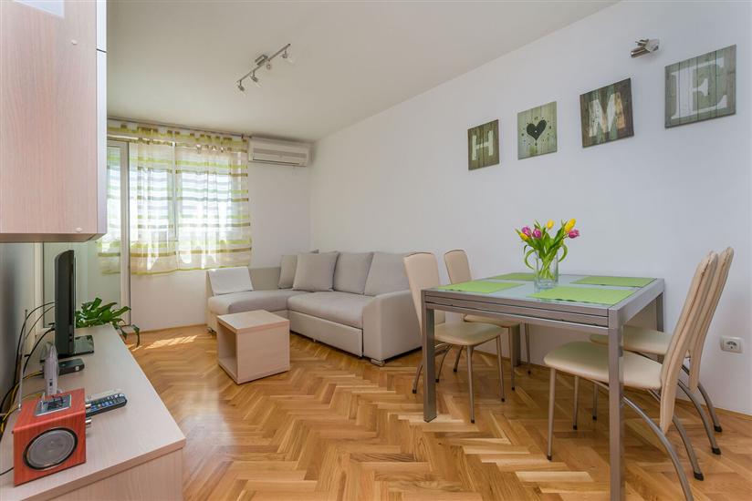 Apartment A1, for 4 persons