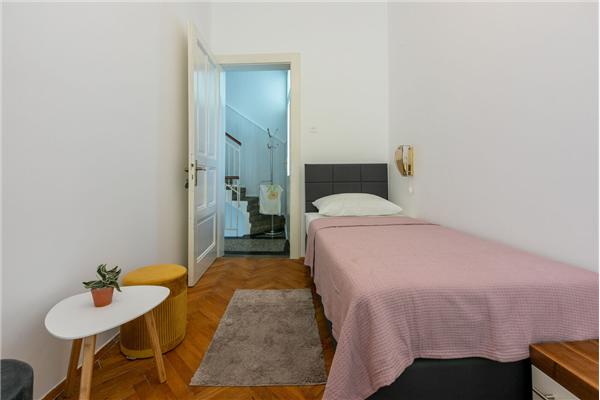 Apartment K1, for 6 persons