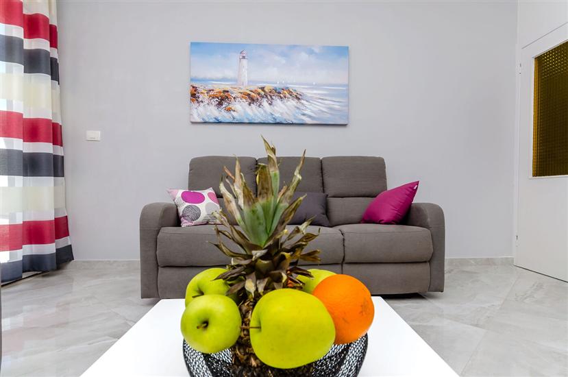 Apartment A1, for 5 persons