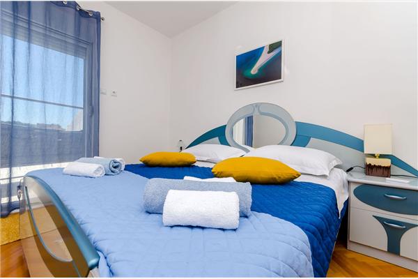 Apartment A1, for 5 persons