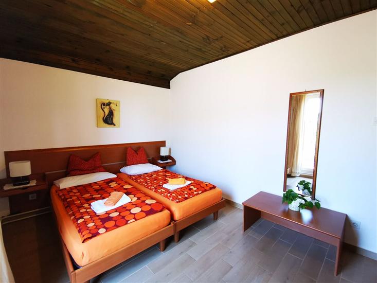 Apartment A2, for 4 persons