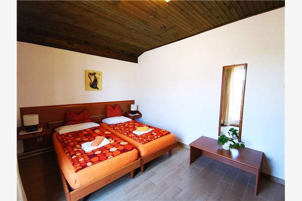 Apartment A2, for 4 persons