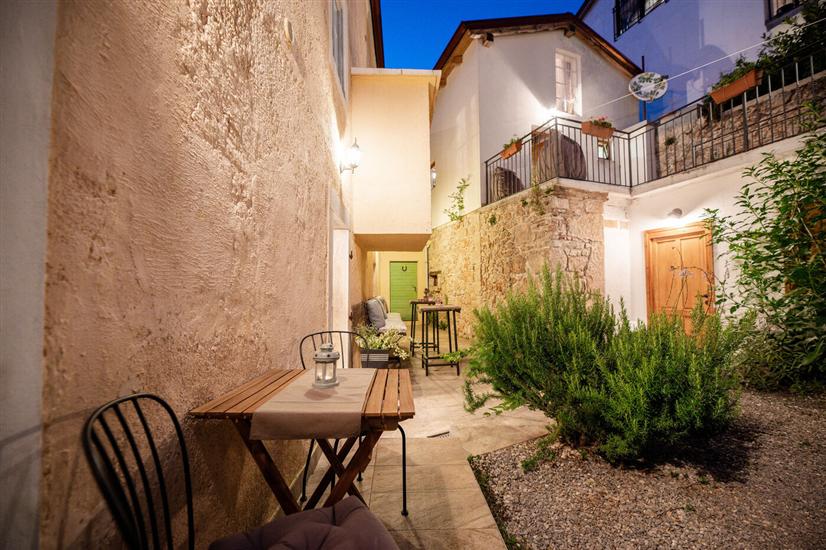 Pansion Boutique Hostel Mali Pariz