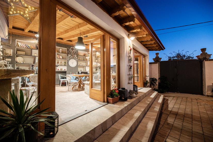 Pansion Boutique Hostel Mali Pariz