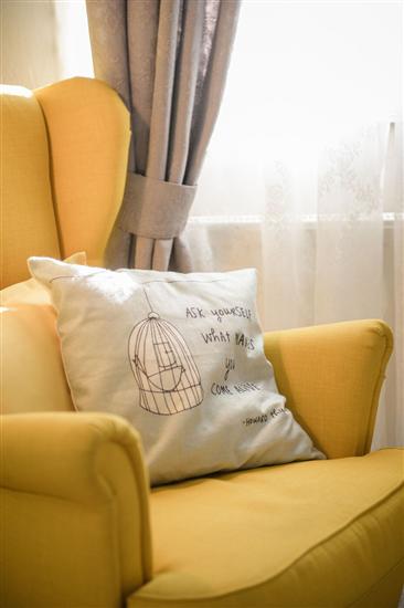 Room S2, for 3 persons