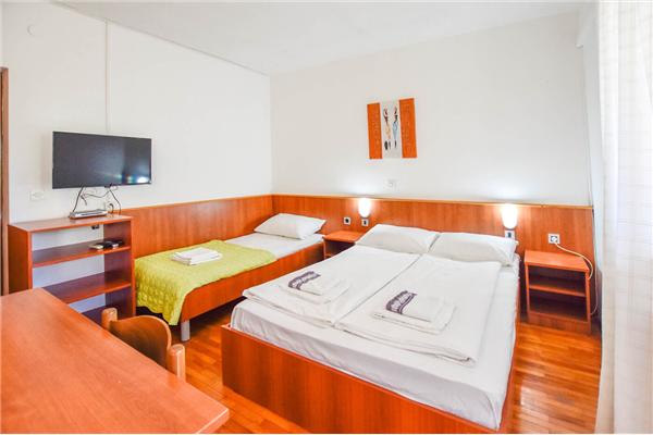 Apartment A1, for 3 persons