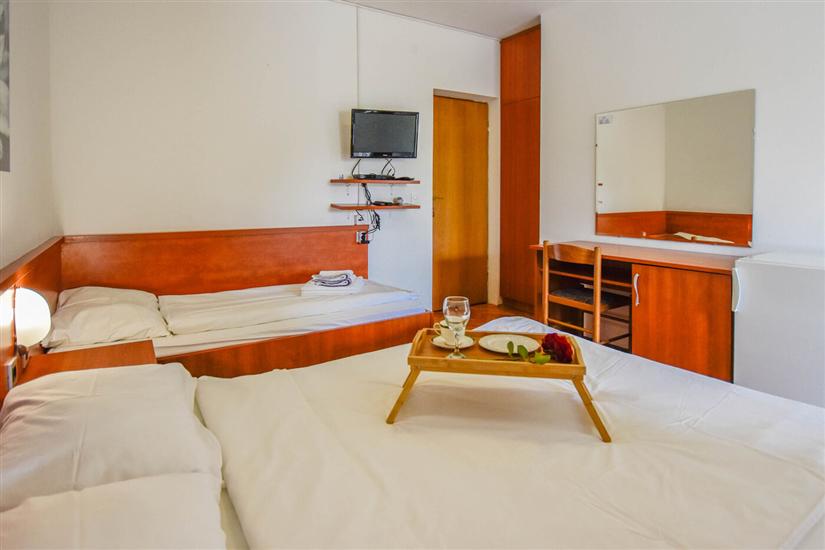 Apartment A2, for 3 persons