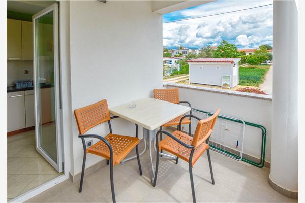 Apartment A2, for 3 persons