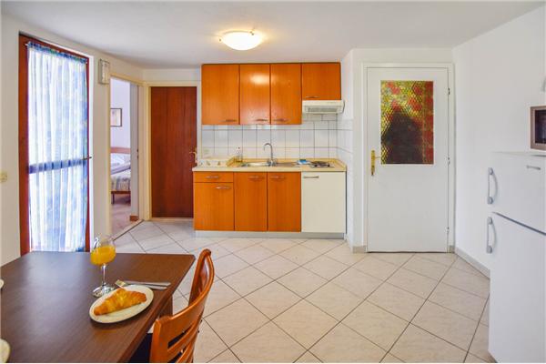 Apartment A4, for 5 persons