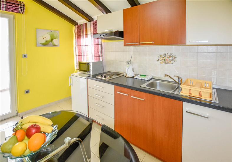 Apartment A5, for 4 persons