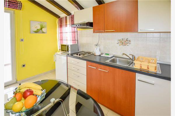 Apartment A5, for 4 persons