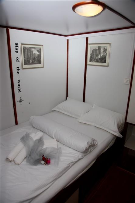 f1d1a6dab5e2ae9396b30f7bb7ef20b3-original