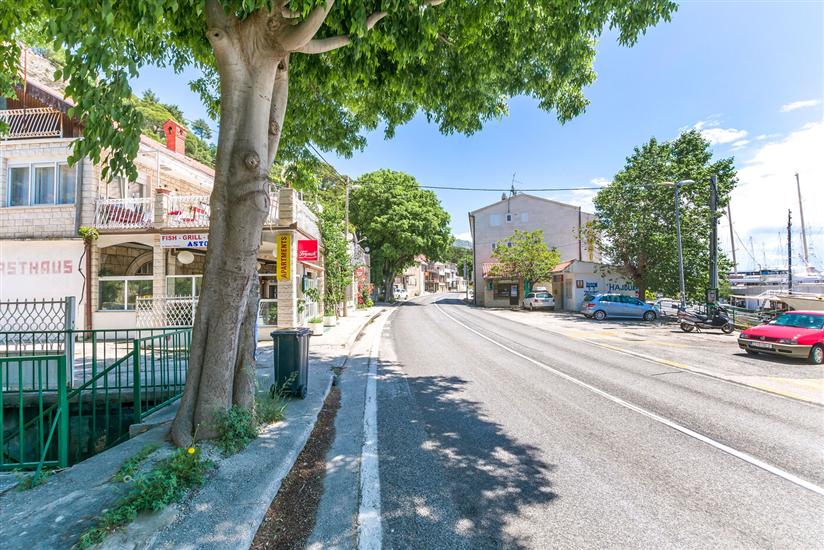 Apartments Cash and dash