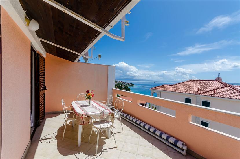 Apartment A2, for 5 persons