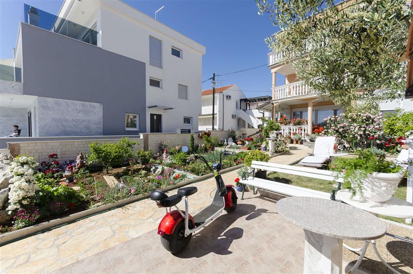 Apartments Ivanka on the beach