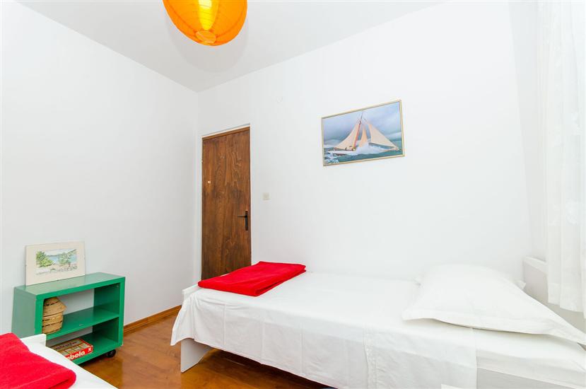 House K1, for 8 persons