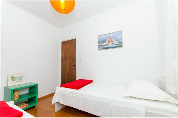 House K1, for 8 persons