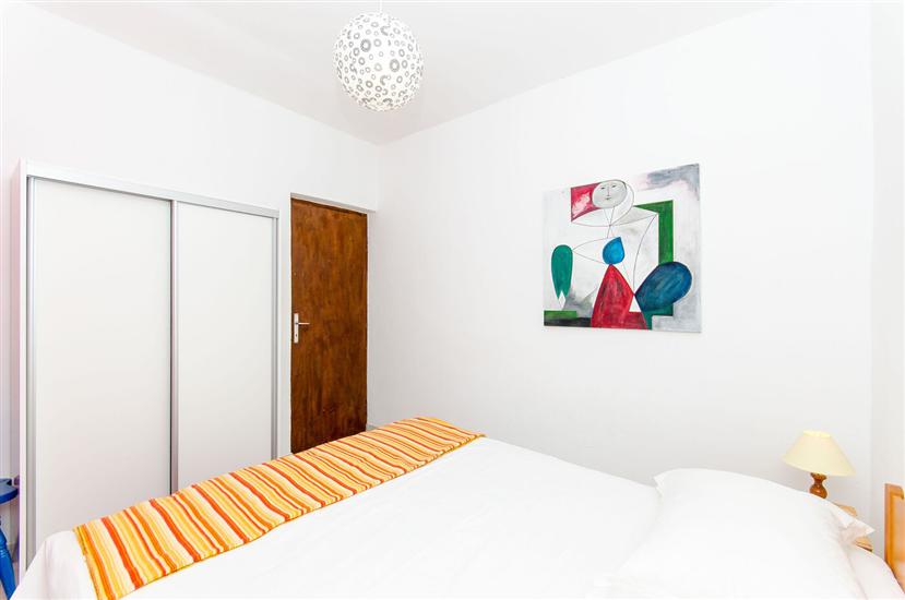 House K1, for 8 persons