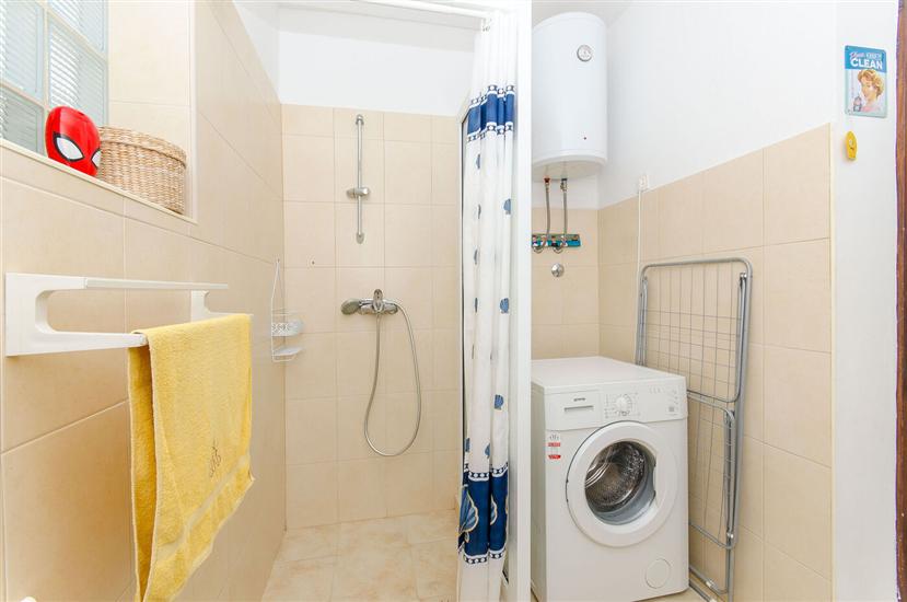 House K1, for 8 persons