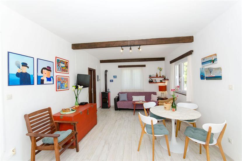 House K1, for 8 persons