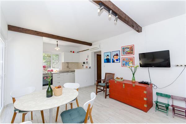 House K1, for 8 persons