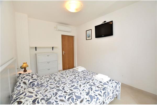 Apartment A1, for 7 persons