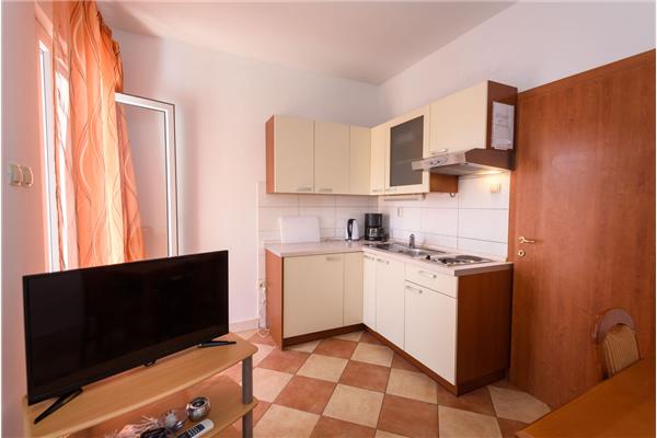 Apartment A4, for 4 persons