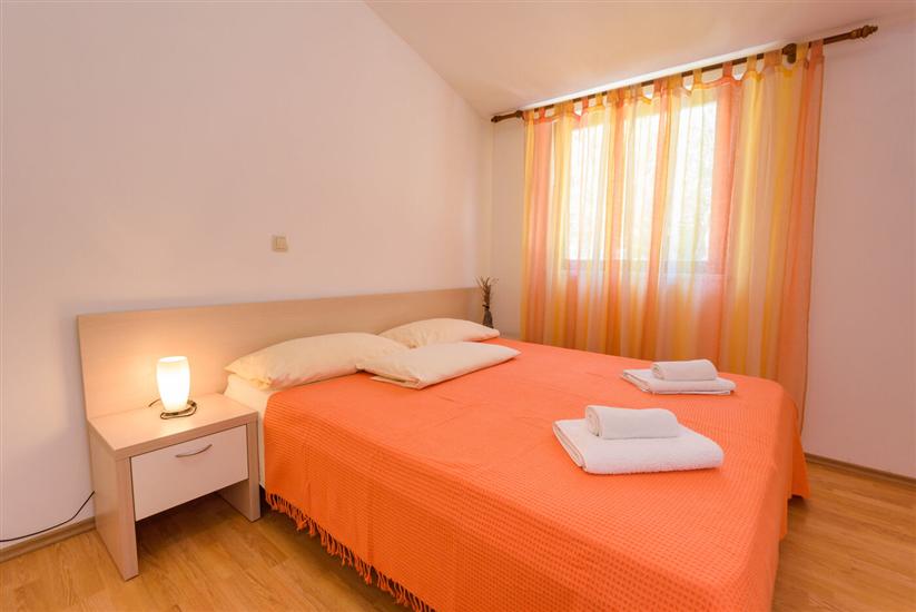 Apartment A4, for 4 persons