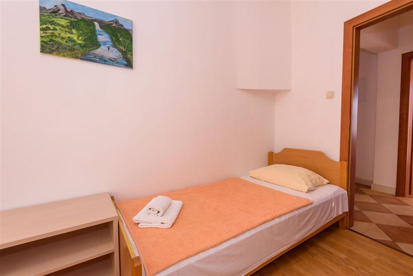 Apartment A4, for 4 persons