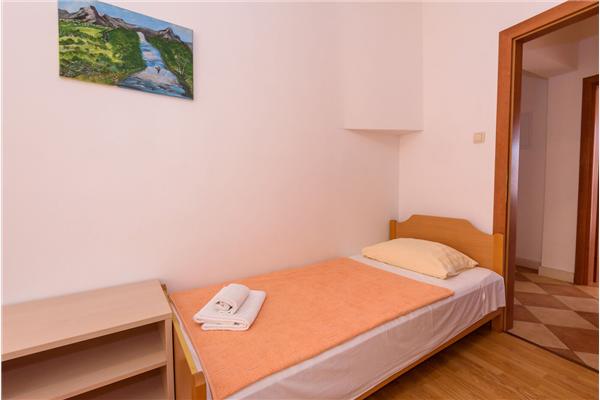 Apartment A4, for 4 persons