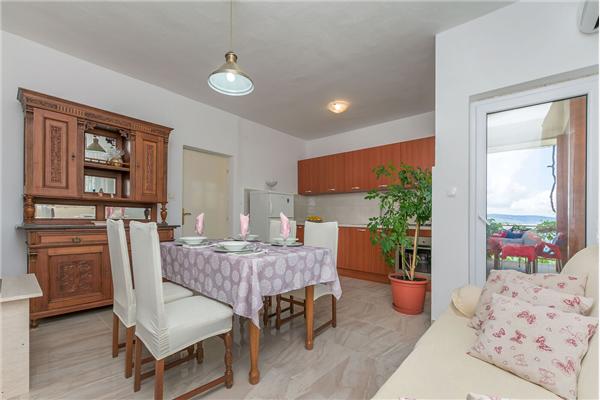 Apartment A3, for 6 persons