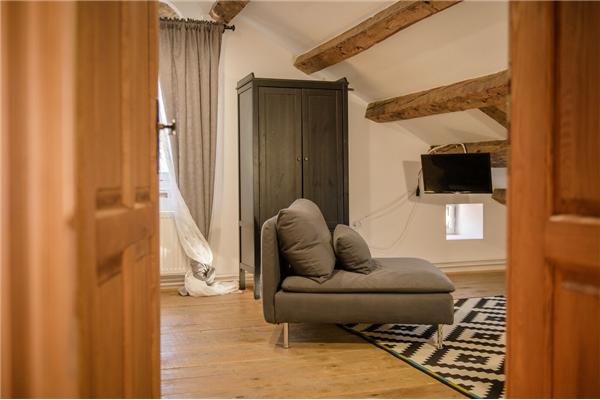 Room S6, for 2 persons