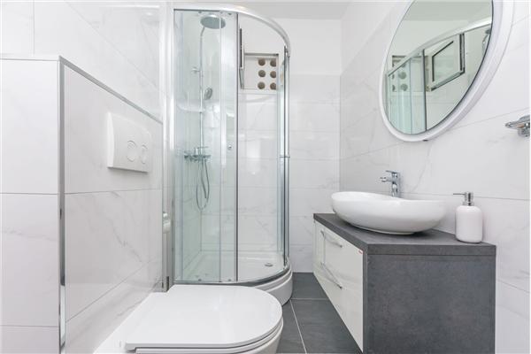 Apartment A4, for 6 persons