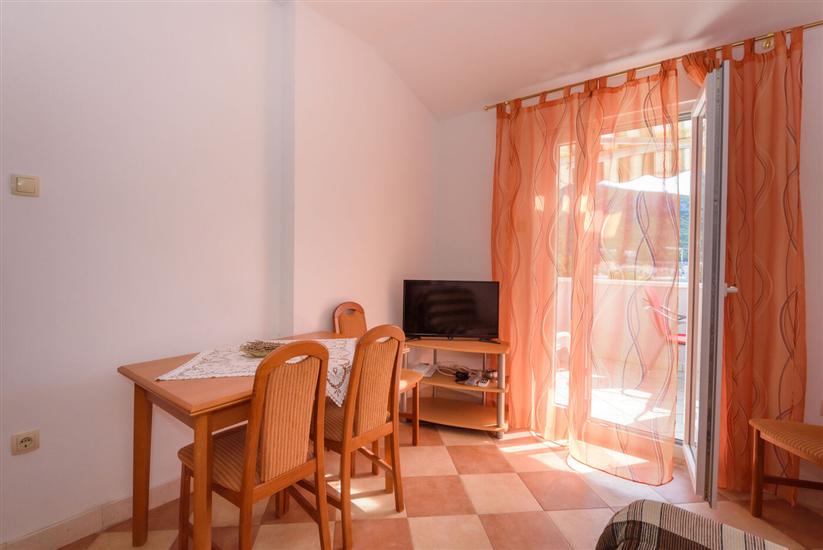 Apartment A2, for 4 persons