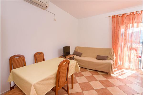 Apartment A1, for 3 persons