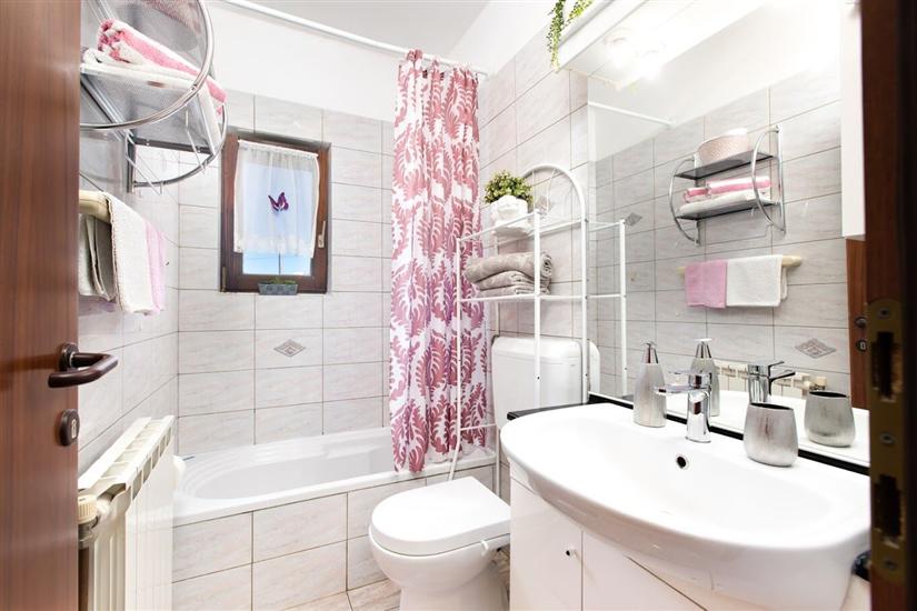 Apartment A1, for 3 persons