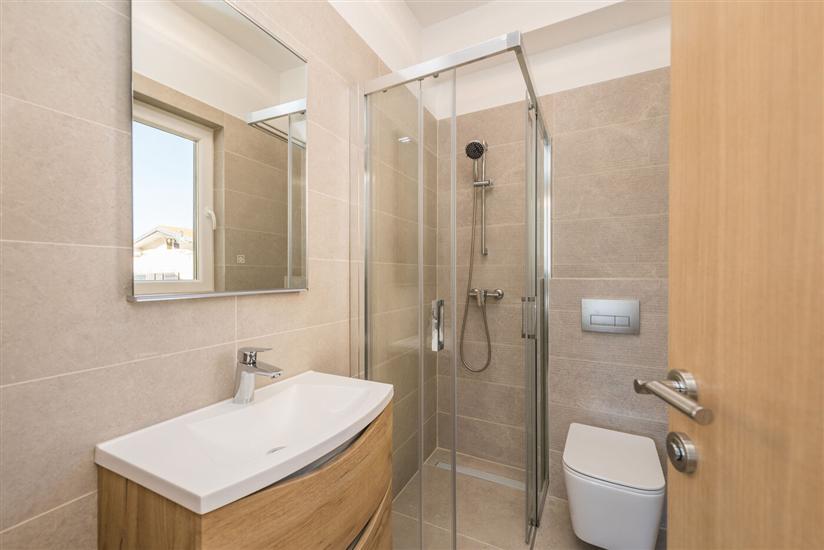 House K1, for 8 persons