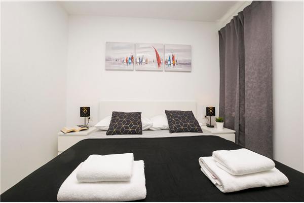 Room S6, for 2 persons