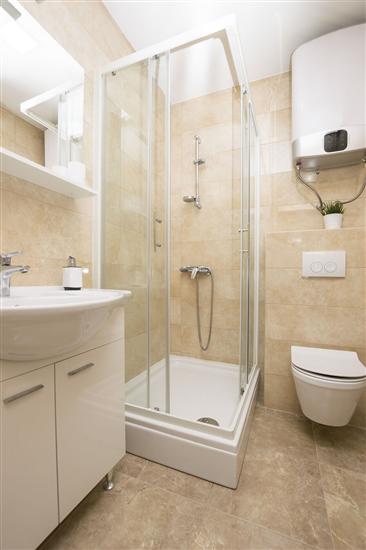 Room S6, for 2 persons