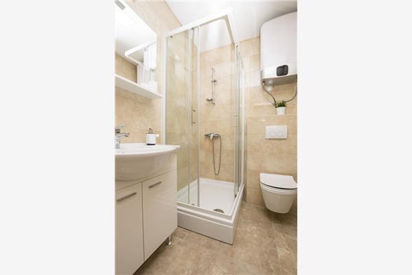 Room S6, for 2 persons