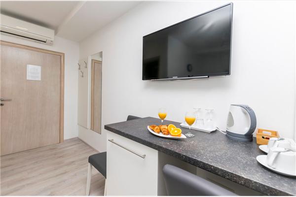 Room S5, for 2 persons